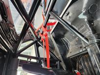 porsche-944-s-race-chassis-lsd-safety-devices