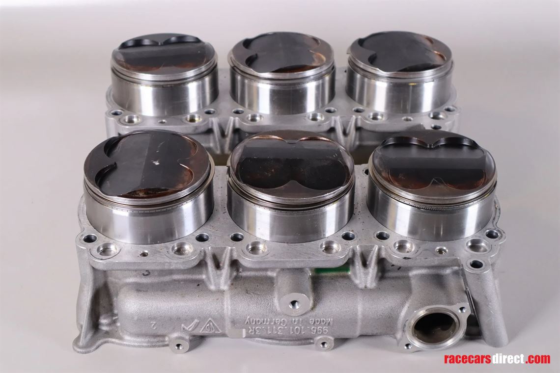 porsche-997-rsr-40l-water-boxes-pistons-cylin
