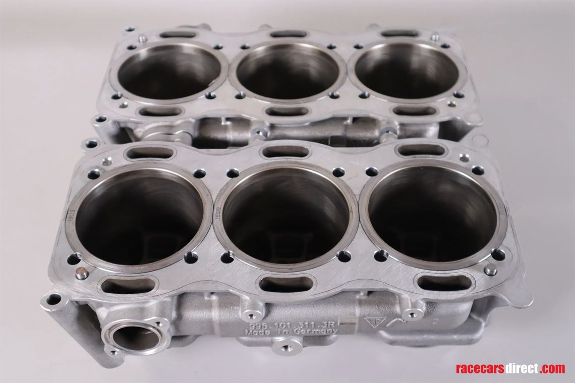 porsche-997-rsr-40l-water-boxes-pistons-cylin