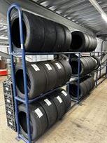 24pc-used-bmw-m4-gt4-slick-pirelli-30568018