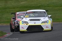 seat-tcr-race-car