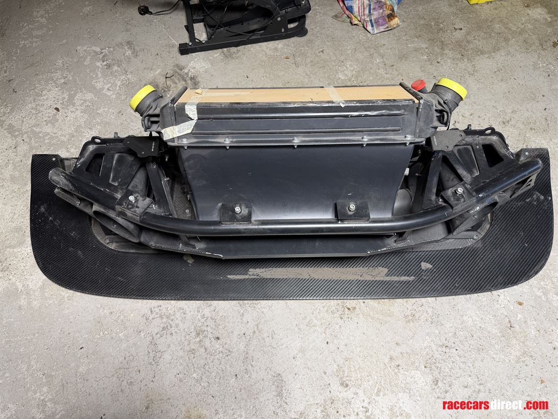 gen-1-audi-tcr-spares-panels-wheels-gearbox-e