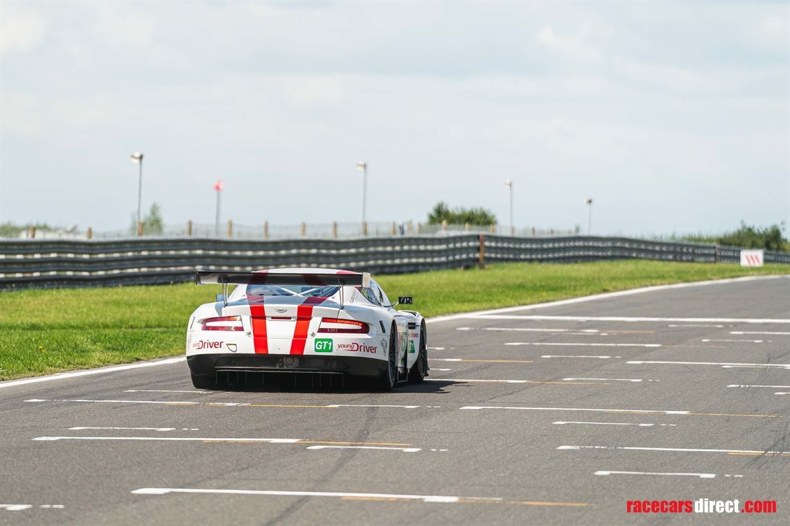 aston-martin-dbr9