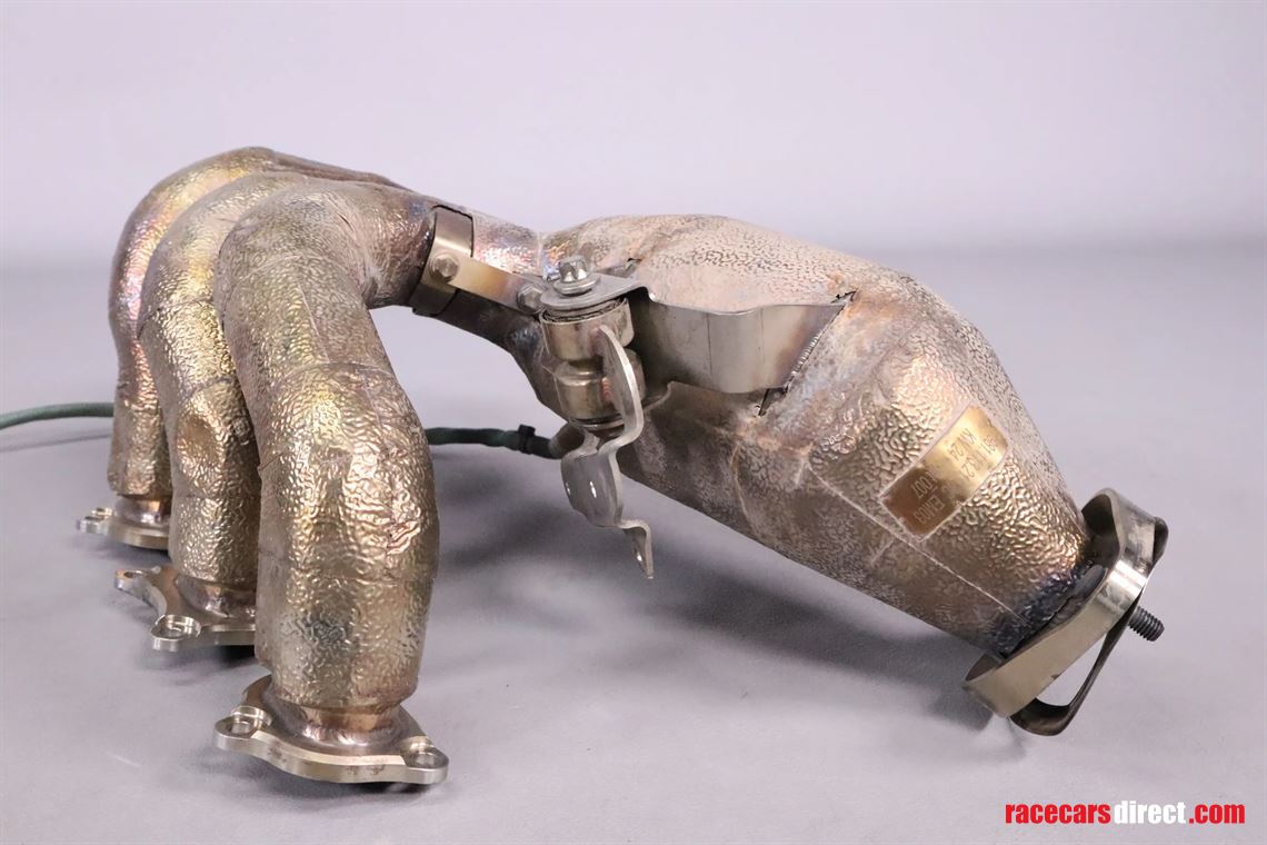 porsche-981-cayman-gt4-clubsport-exhaust-mani