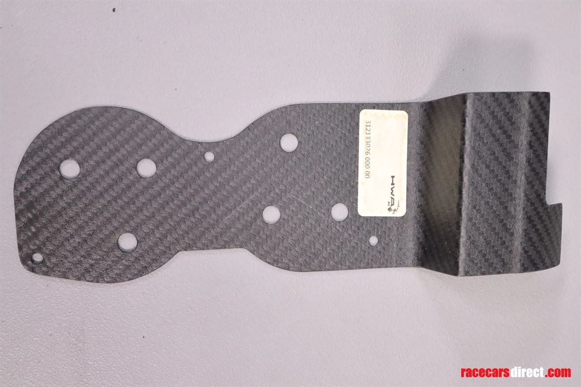 mercedes-benz-hwa-dtm-carbon-parts