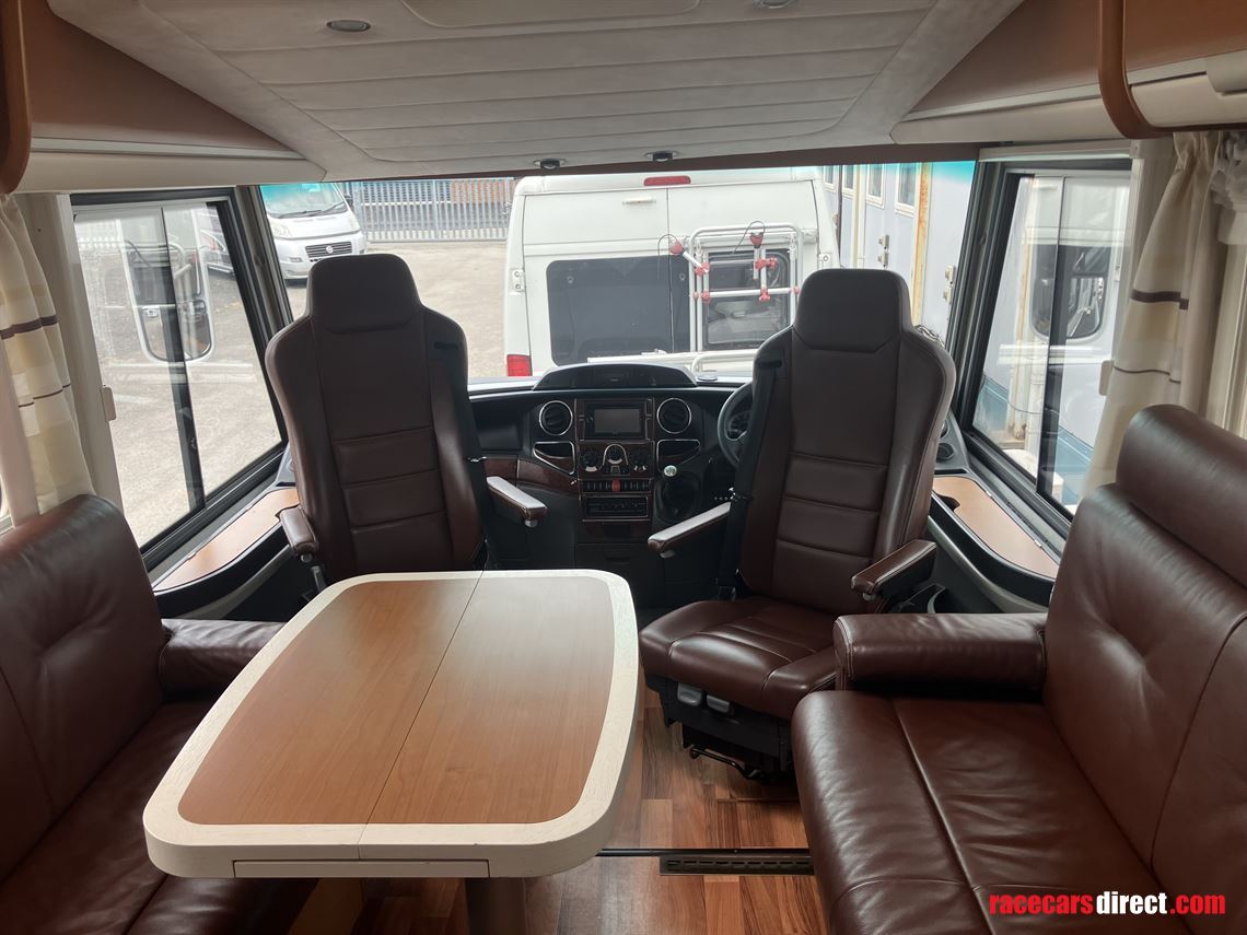 2011-niesmann-bischoff-8000i-lw-garage-motorh