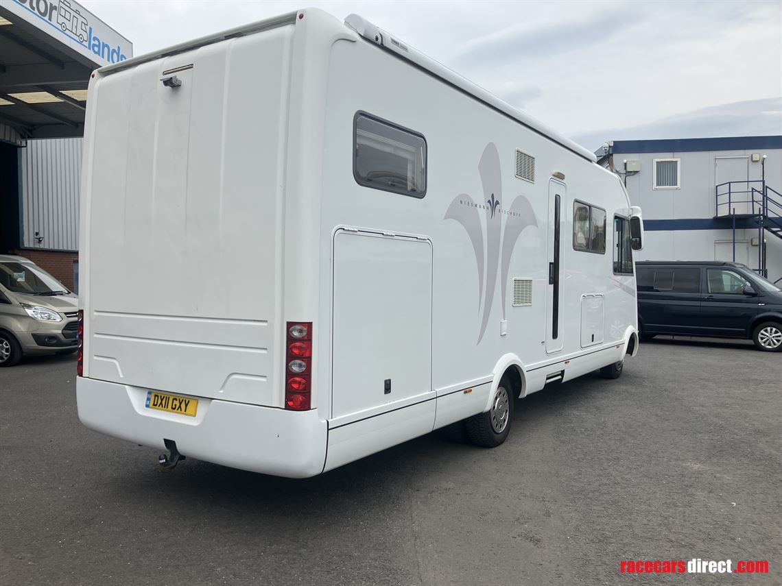 2011-niesmann-bischoff-8000i-lw-garage-motorh