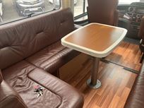2011-niesmann-bischoff-8000i-lw-garage-motorh