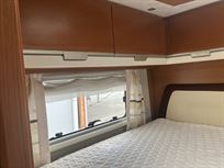 2011-niesmann-bischoff-8000i-lw-garage-motorh