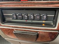 2011-niesmann-bischoff-8000i-lw-garage-motorh