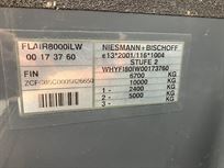 2011-niesmann-bischoff-8000i-lw-garage-motorh
