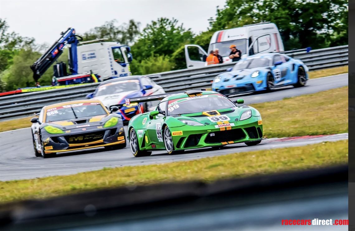 lotus-evora-gt4gte