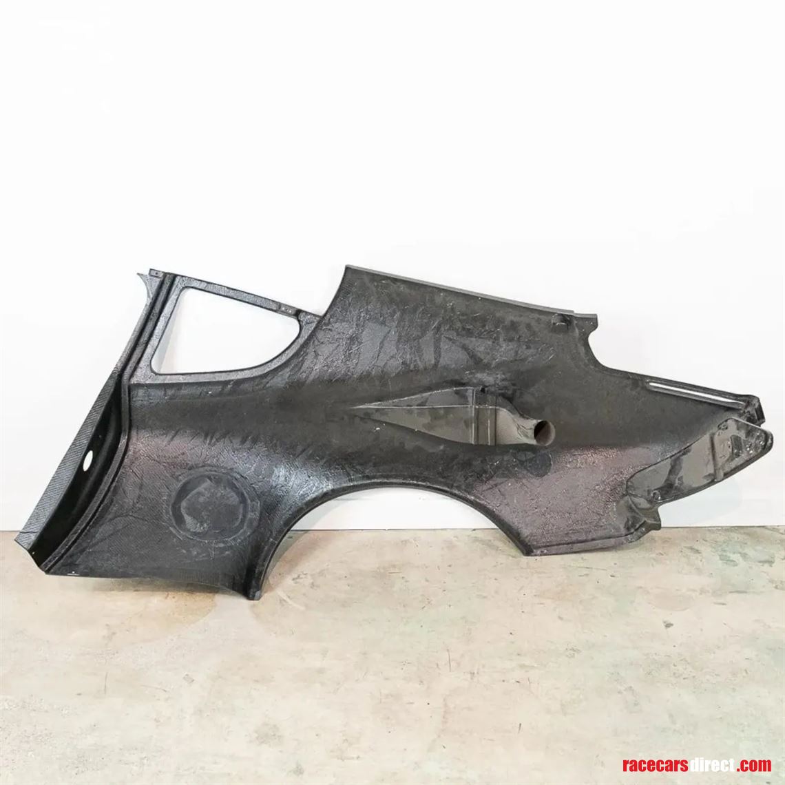 aston-martin-dbrs9-side-panel