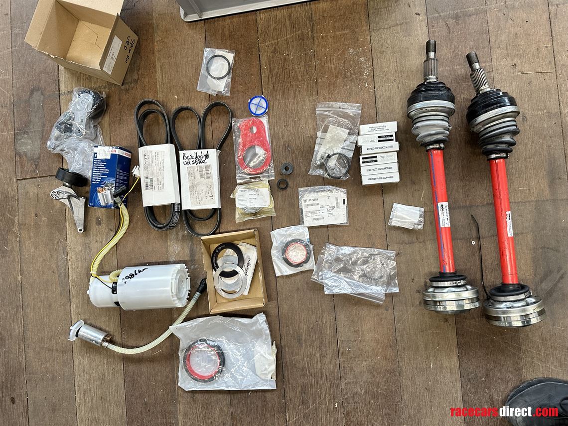 porsche-991-spare-parts-circuit-package-2