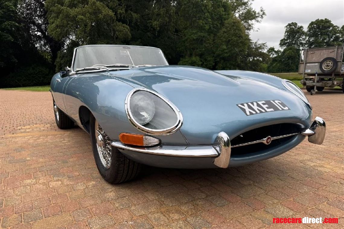 jaguar-e-type-42-roadster