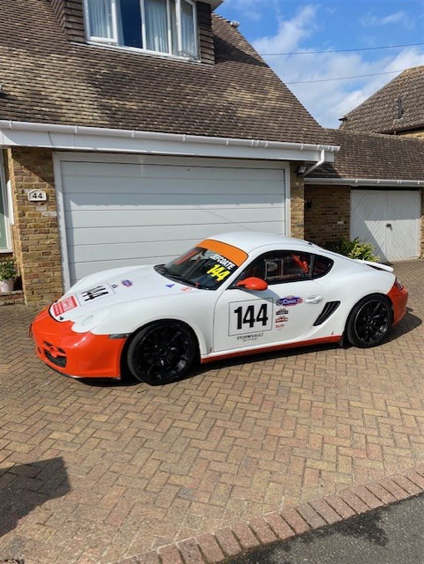 porsche-9871-cayman-s-34-race-car-2006