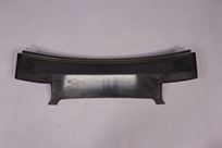 carbon-cover-in-the-bonnet-area