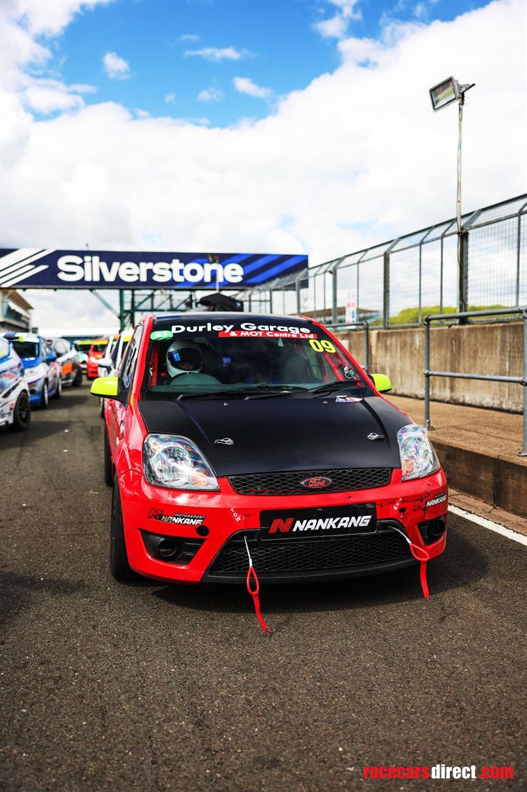 fiesta-st150-race-car