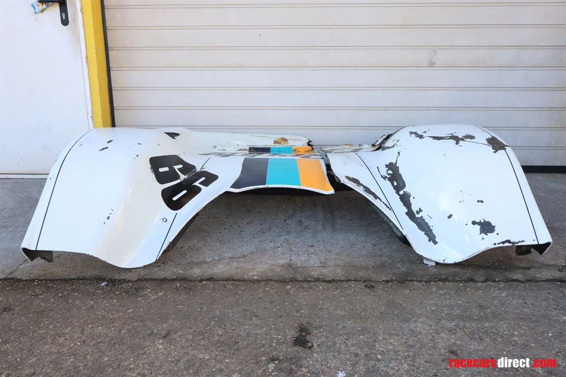 porsche-962-front-bumper