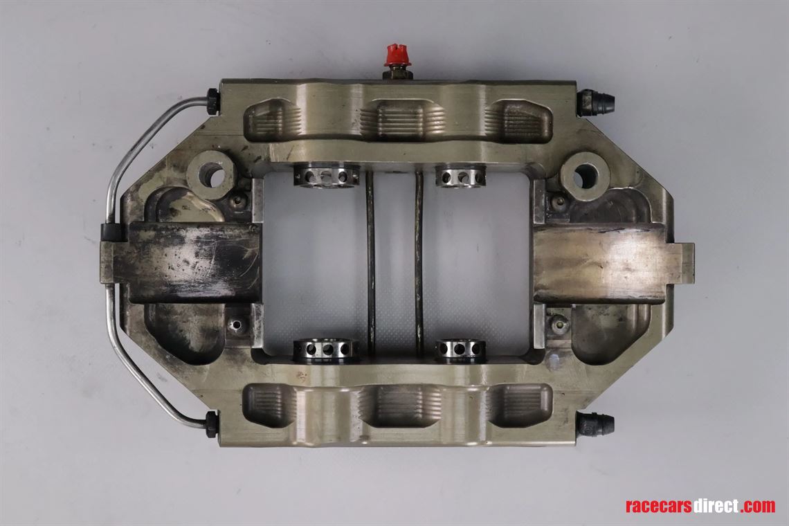 brembo-racing-racing-brake-saddle-4-piston