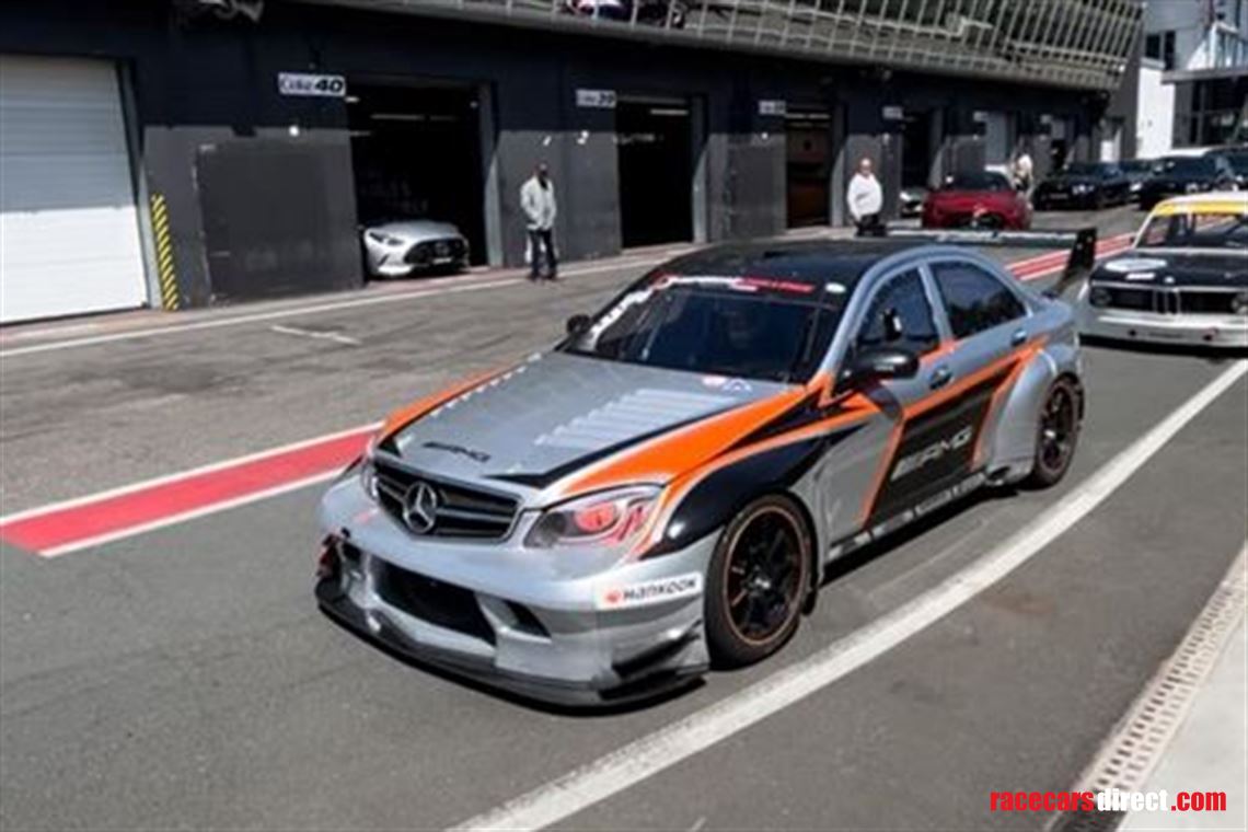 superstars-c63-from-former-f1-driver-vitanton