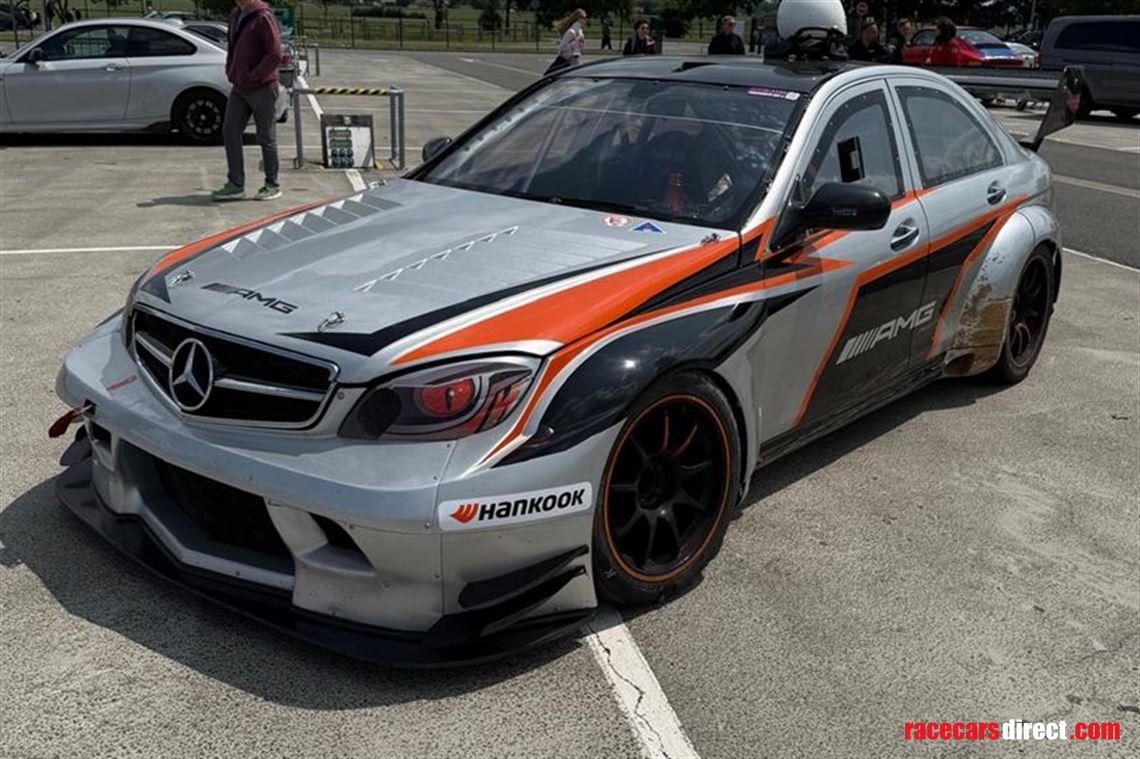 superstars-c63-from-former-f1-driver-vitanton