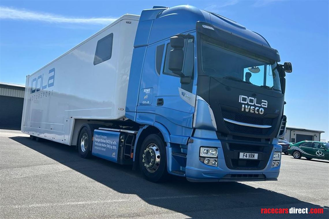 iveco-tractor-unit-and-trailer