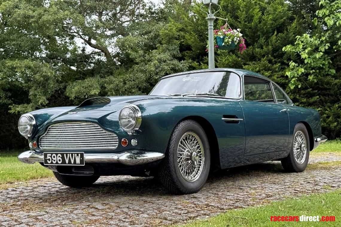 aston-martin-db4-series-1