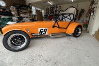 caterham-r400-s3-race-car