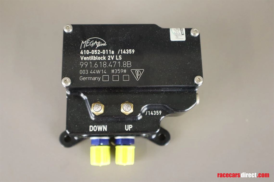 porsche-991-cup-valve-block-from-megaline
