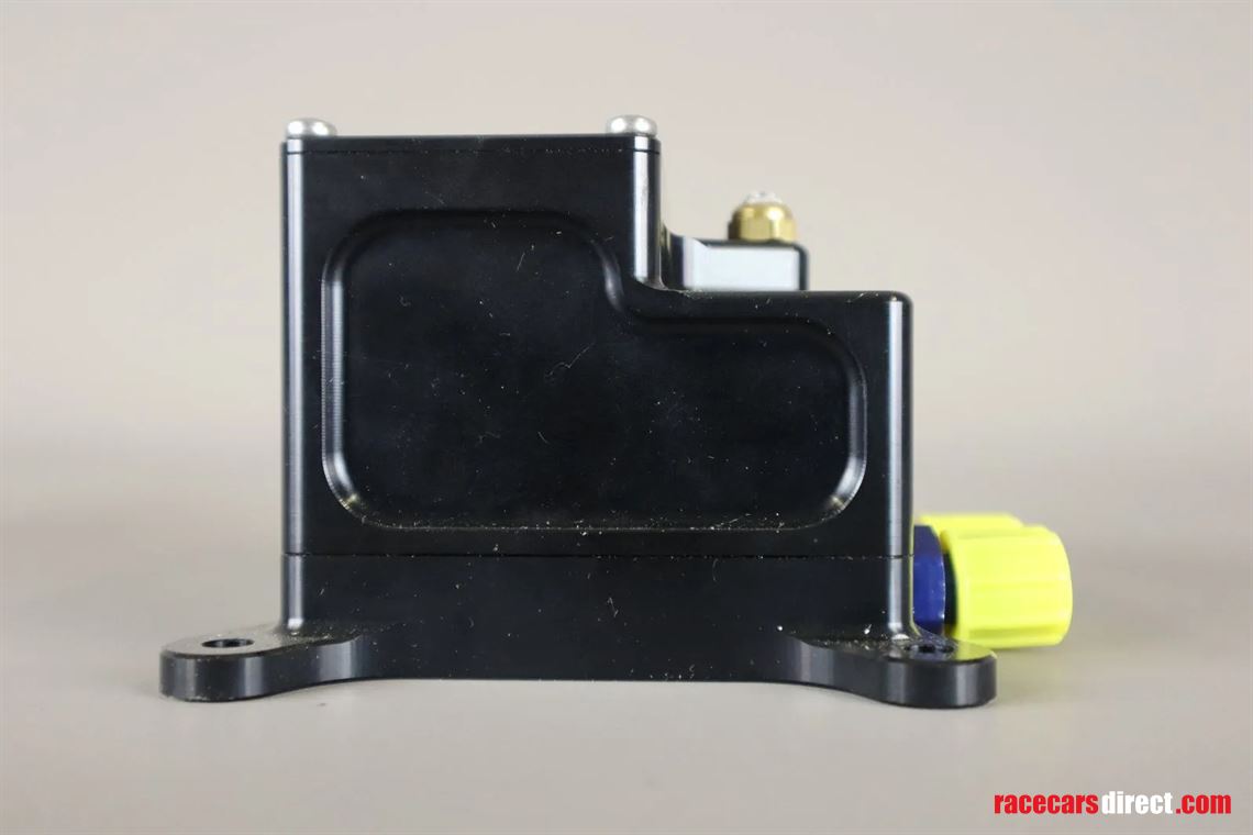 porsche-991-cup-valve-block-from-megaline