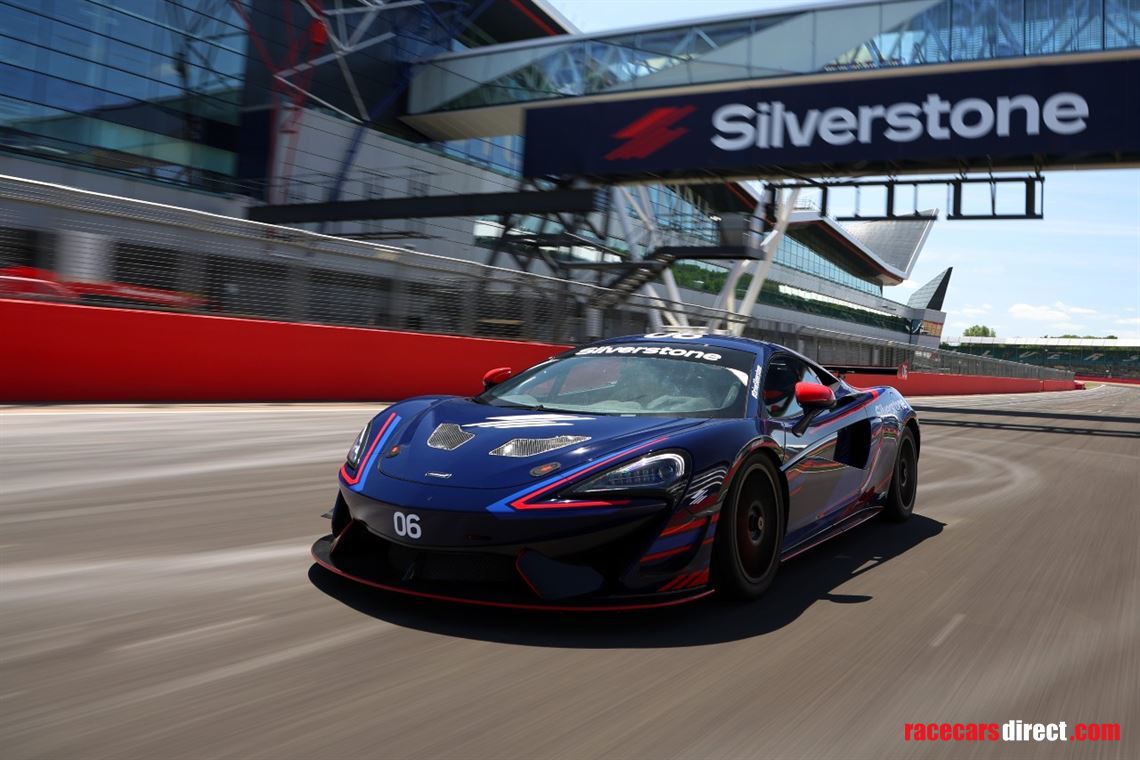 2017-mclaren-570-gt4