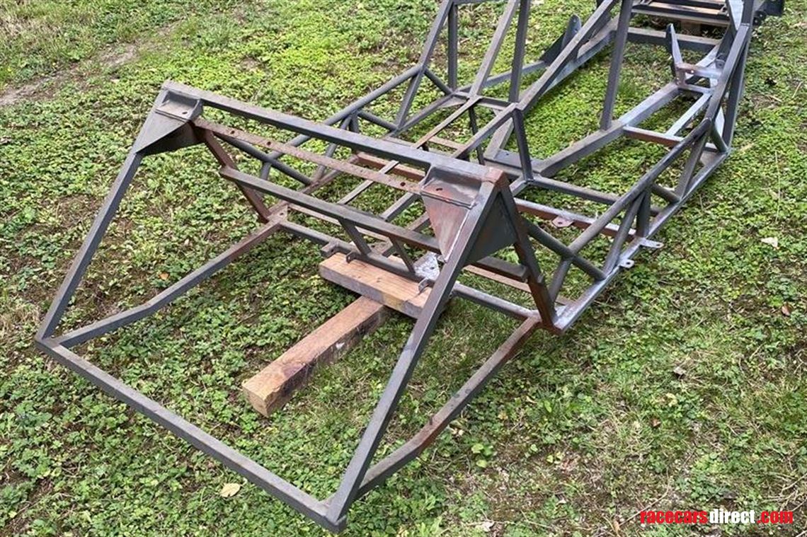ginetta-g4-chassis