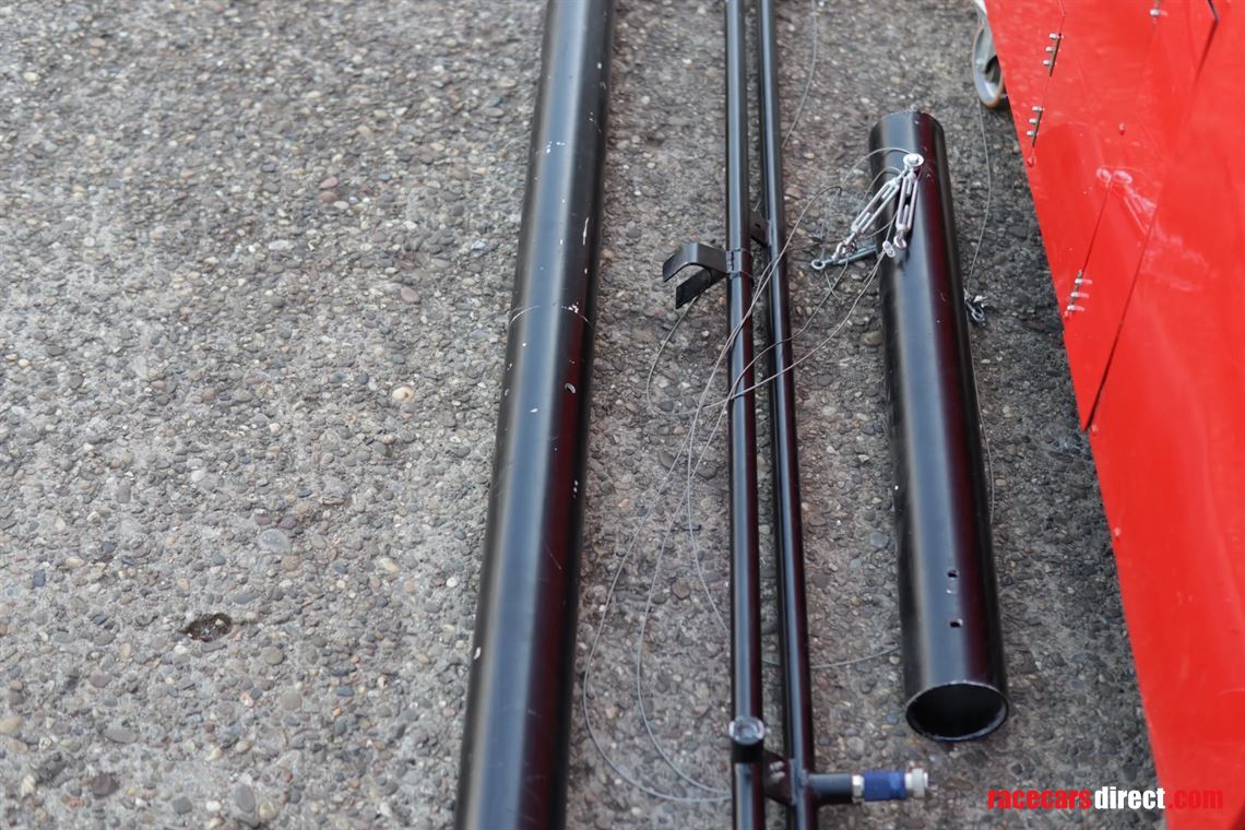 motorsport-pit-lane-gallows-truck