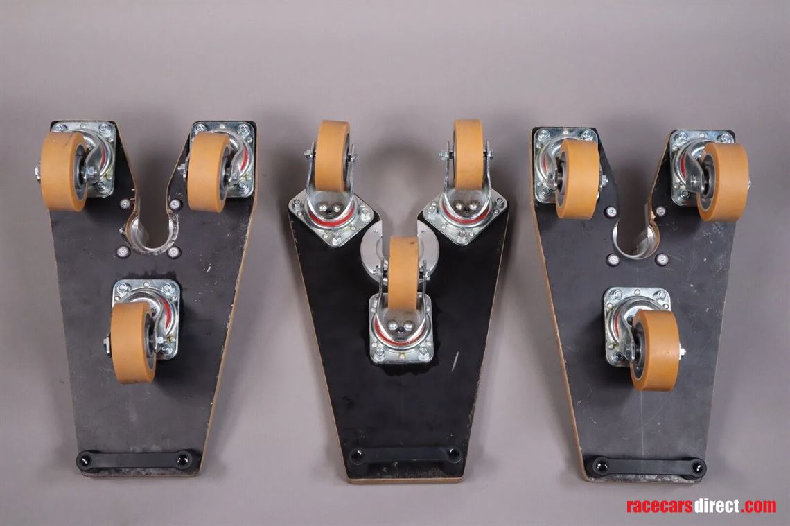 ferrari-laferrari-fxxk-safety-skates