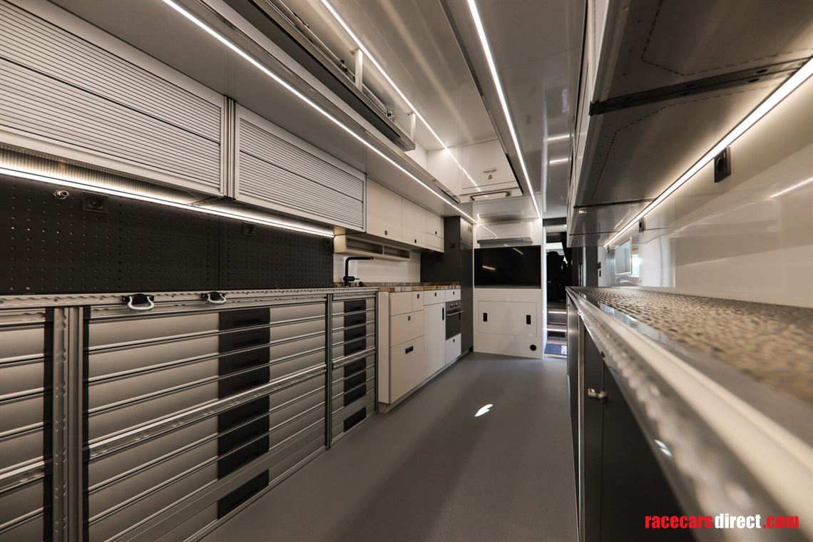 krismar-motorhome-on-scania-530s-v8-chassis