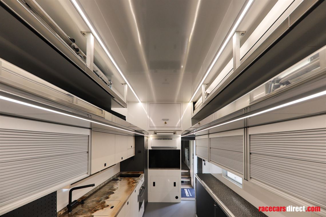 krismar-motorhome-on-scania-530s-v8-chassis