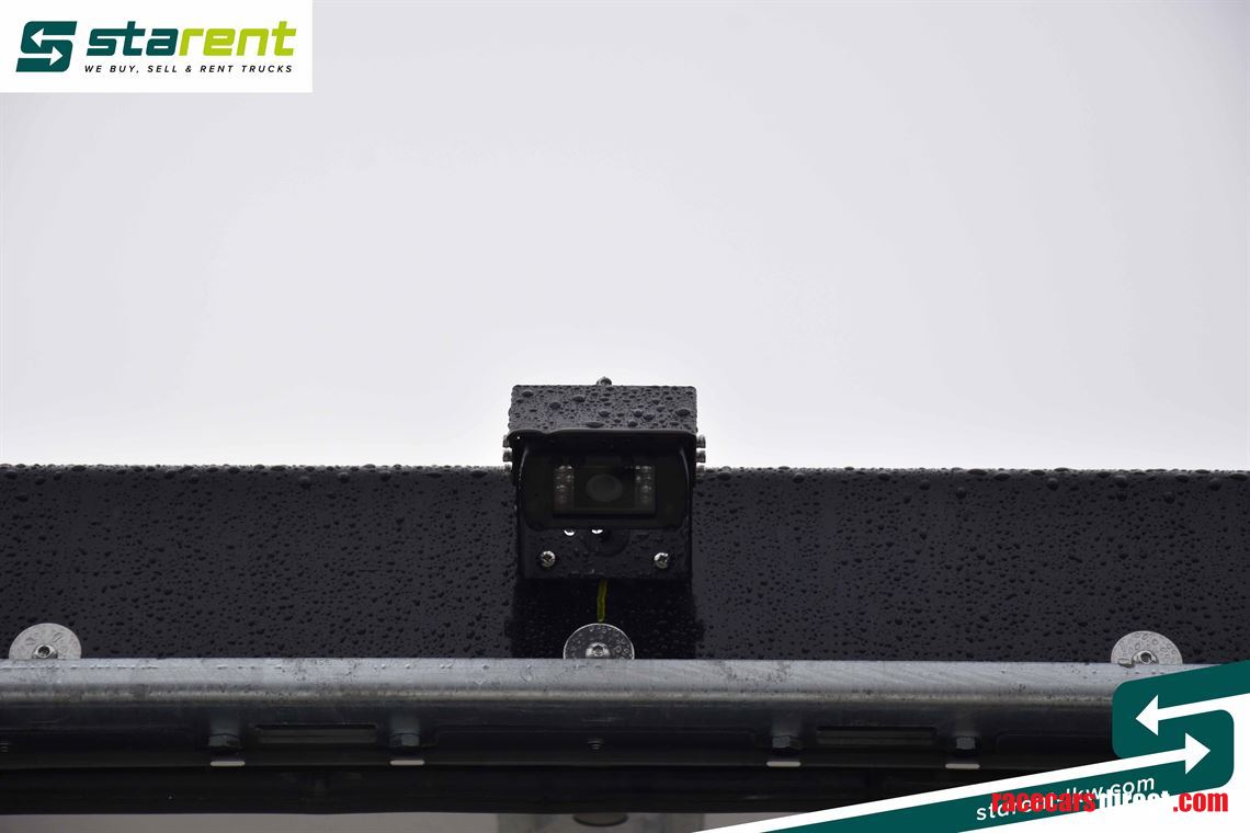 brian-james-trailers-box-van-600---reversing