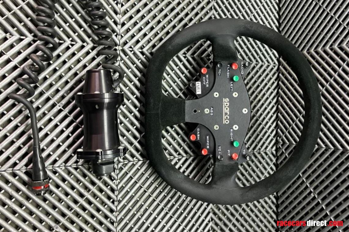 used-gt3-sparco-steering-wheel-with-adapter-b