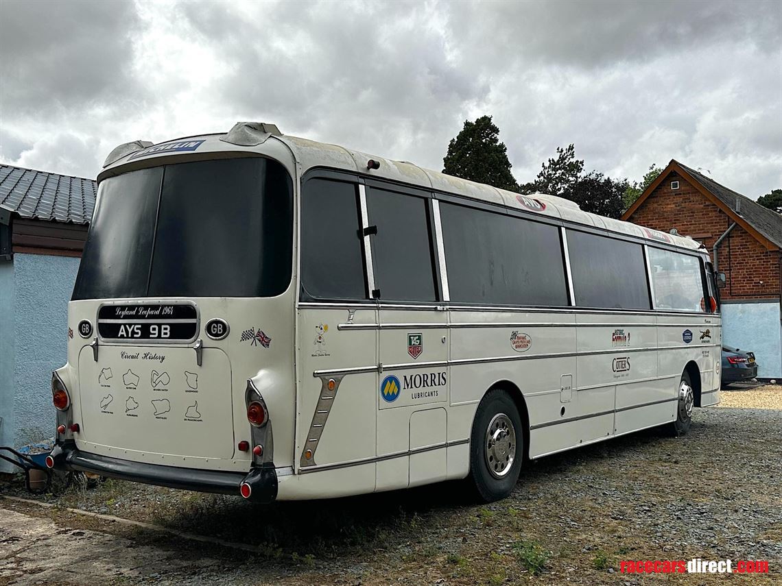 1964-leyland-leopard-race-transporter