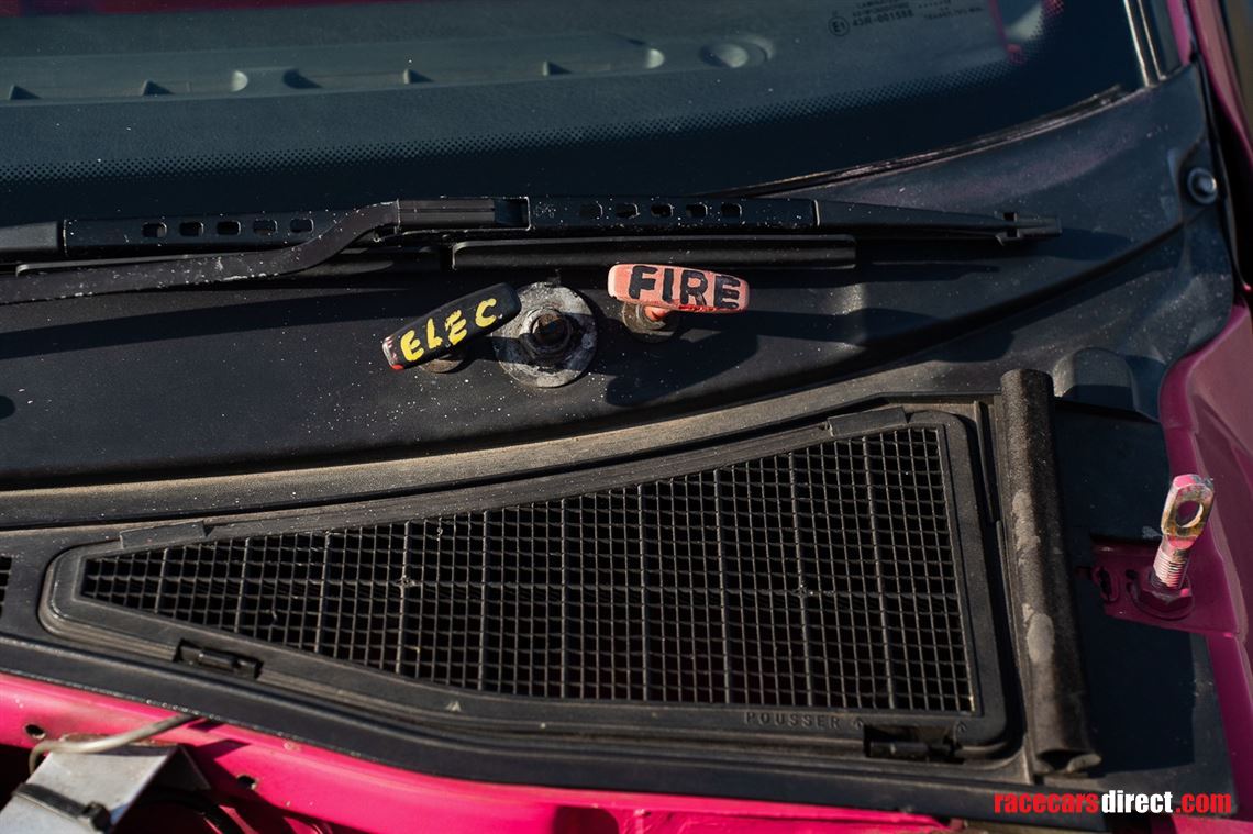 1991-renault-clio-16v-mk1-cup-car
