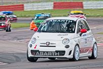 abarth-695-assetto-corse-evoluzione