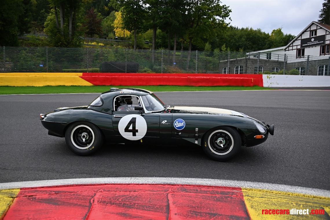 jaguar-e-type-fia-semi-lightweight-1963