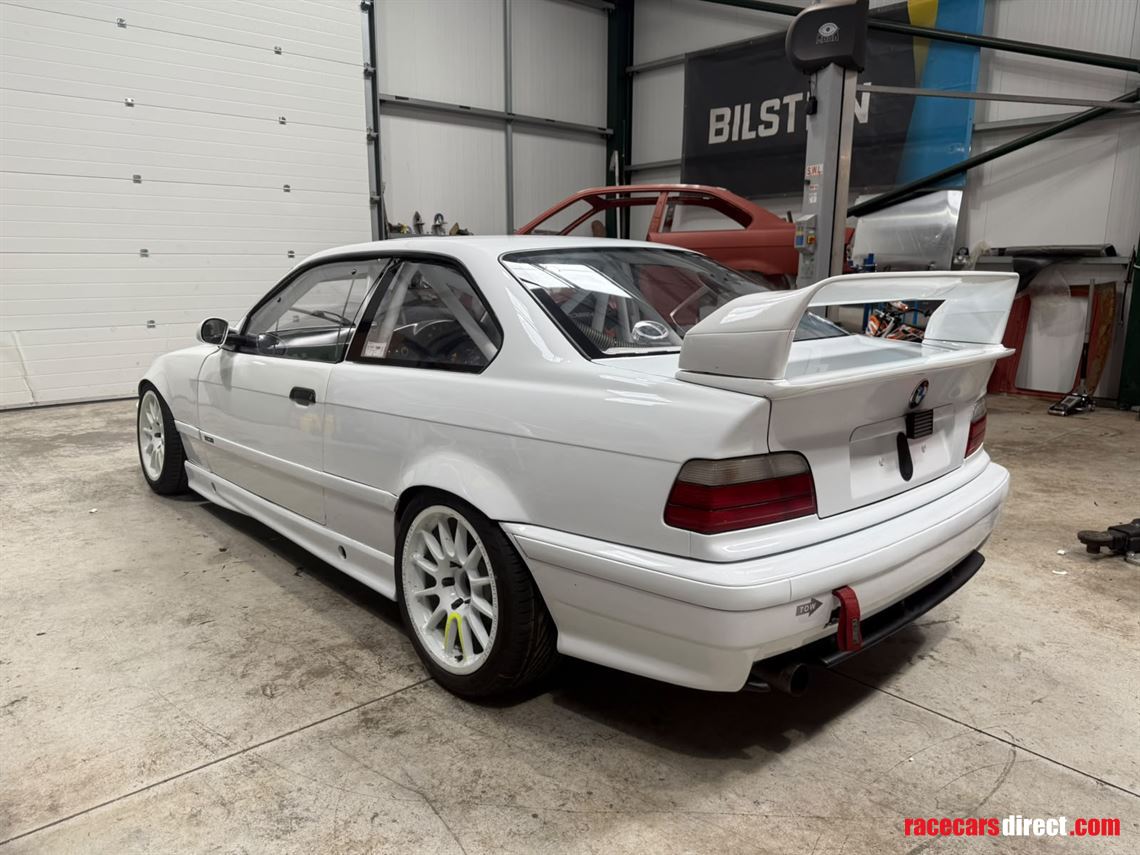 bmw-e36-m3-32-s50b32-race-car---fia