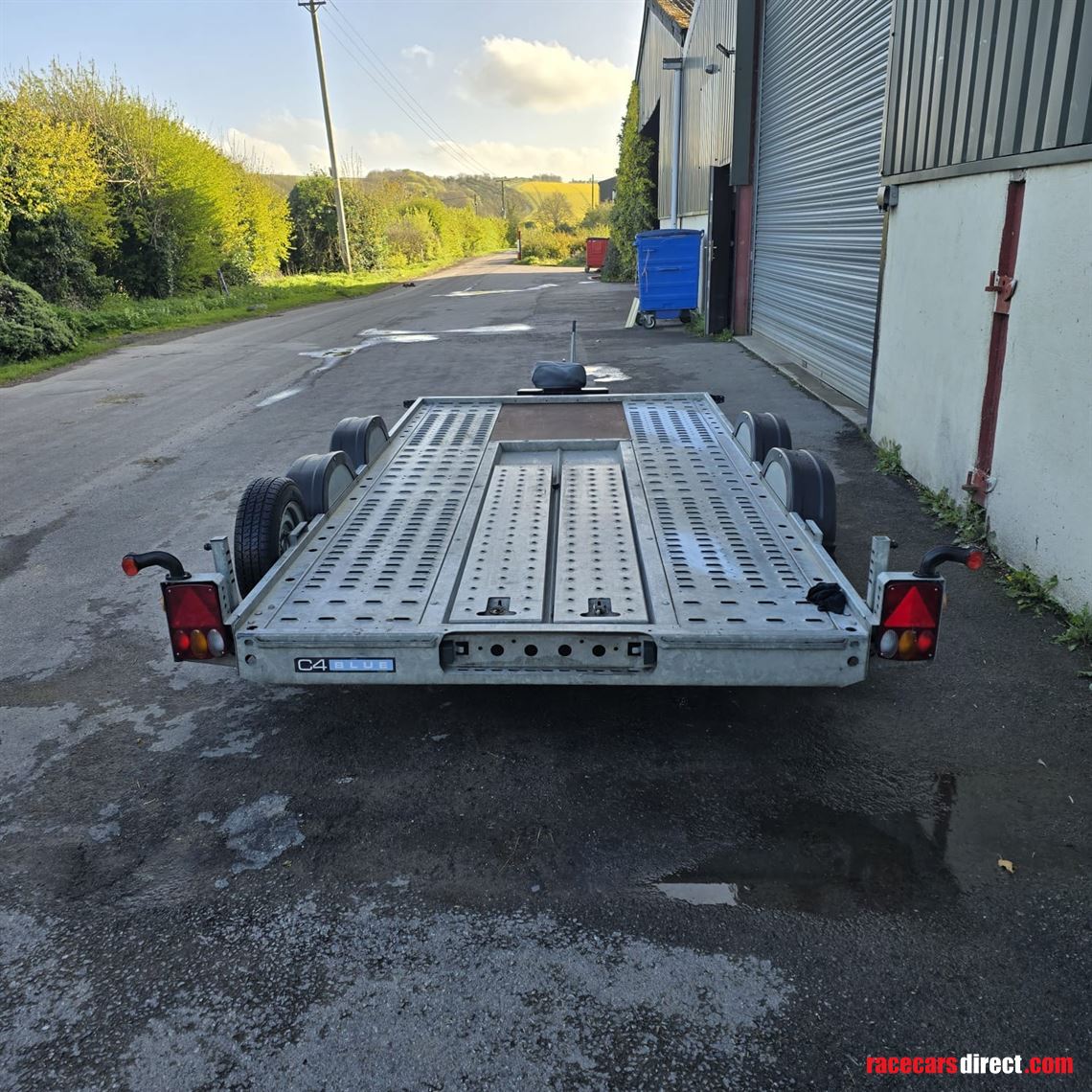 brain-james-c4-blue-37-x18-bed-2000kg-twin-ax