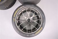 ferrari-599xx-wheel-set-with-pirelli-slicks