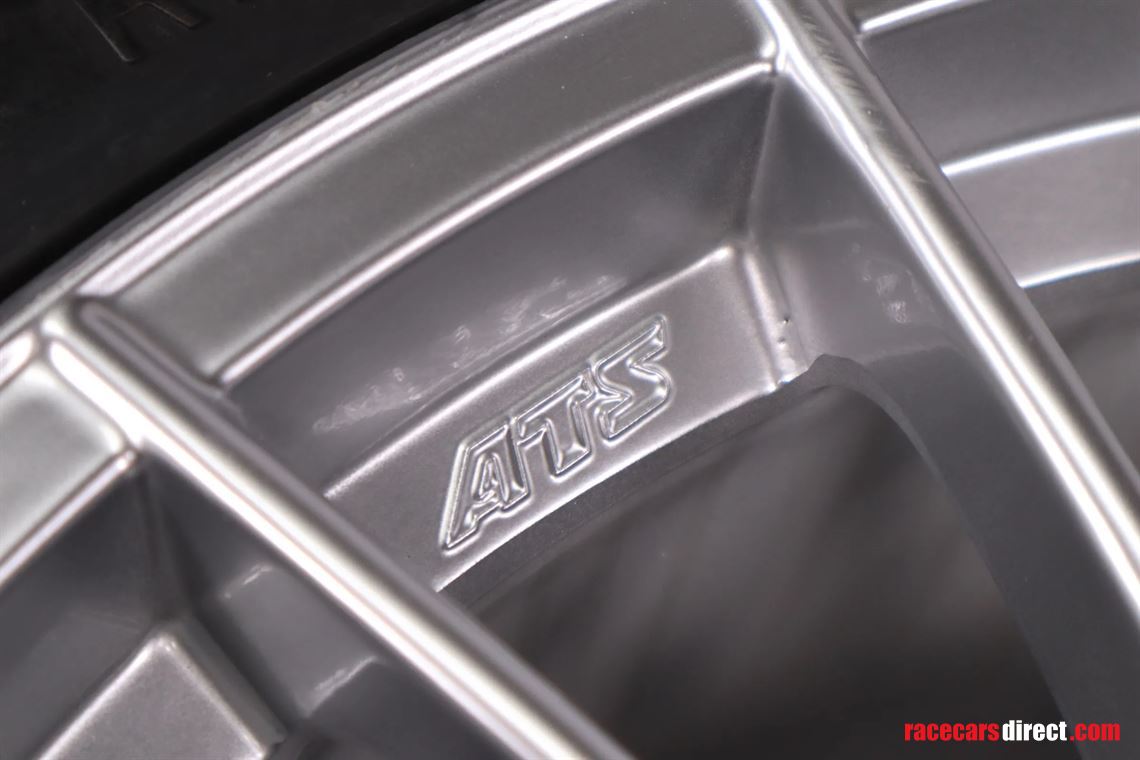 porsche-996-911-gt3rs-18-complete-wheel-set
