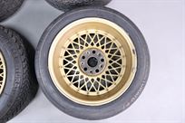 ferrari-308-wheel-set-15-inch-goldsilver-with