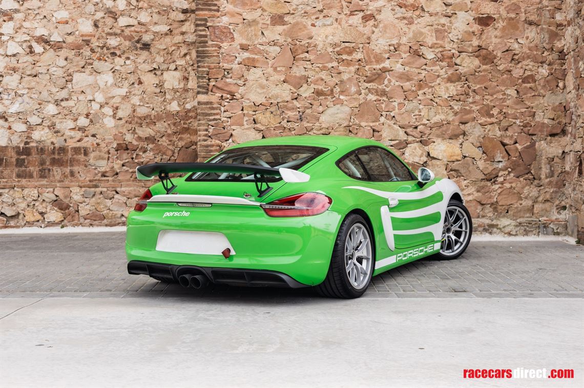 porsche-981-cayman-gt4-clubsport-2016