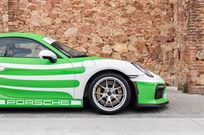 porsche-981-cayman-gt4-clubsport-2016